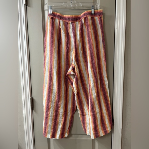 For Cynthia Multicolor Striped Capris - Picture 3 of 8